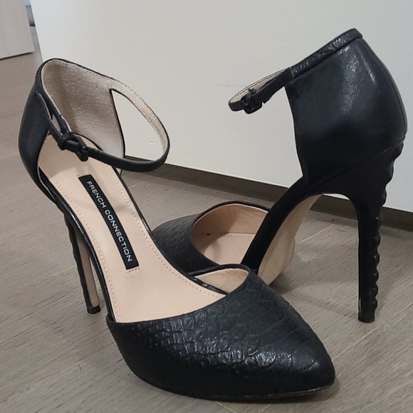 French Connection Catia black pumps - Picture 3 of 4